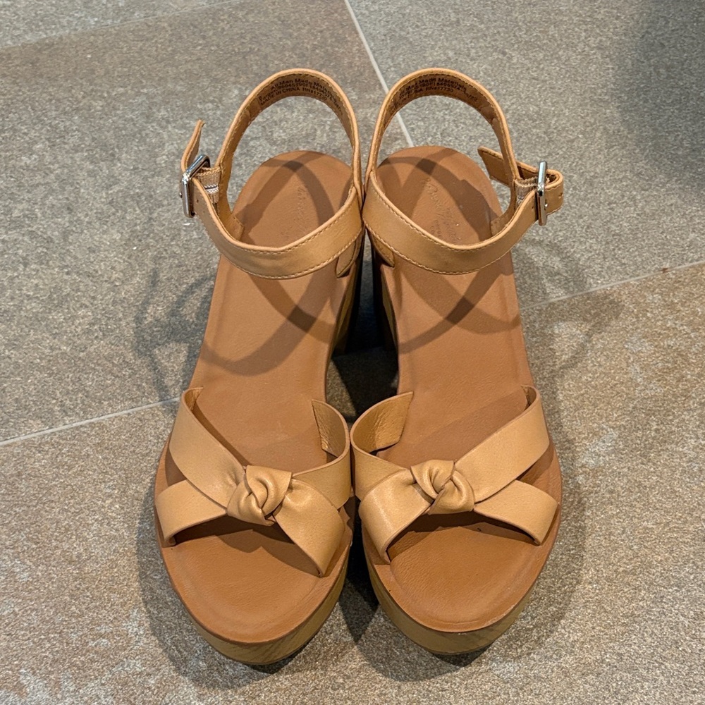 Universal Thread Knot Front Ankle Strap Platform Sandals